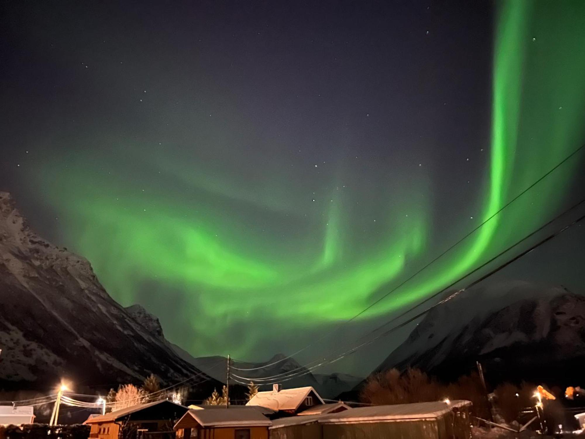 Alpan Apartments, Lyngenfjord Olderdalen المظهر الخارجي الصورة