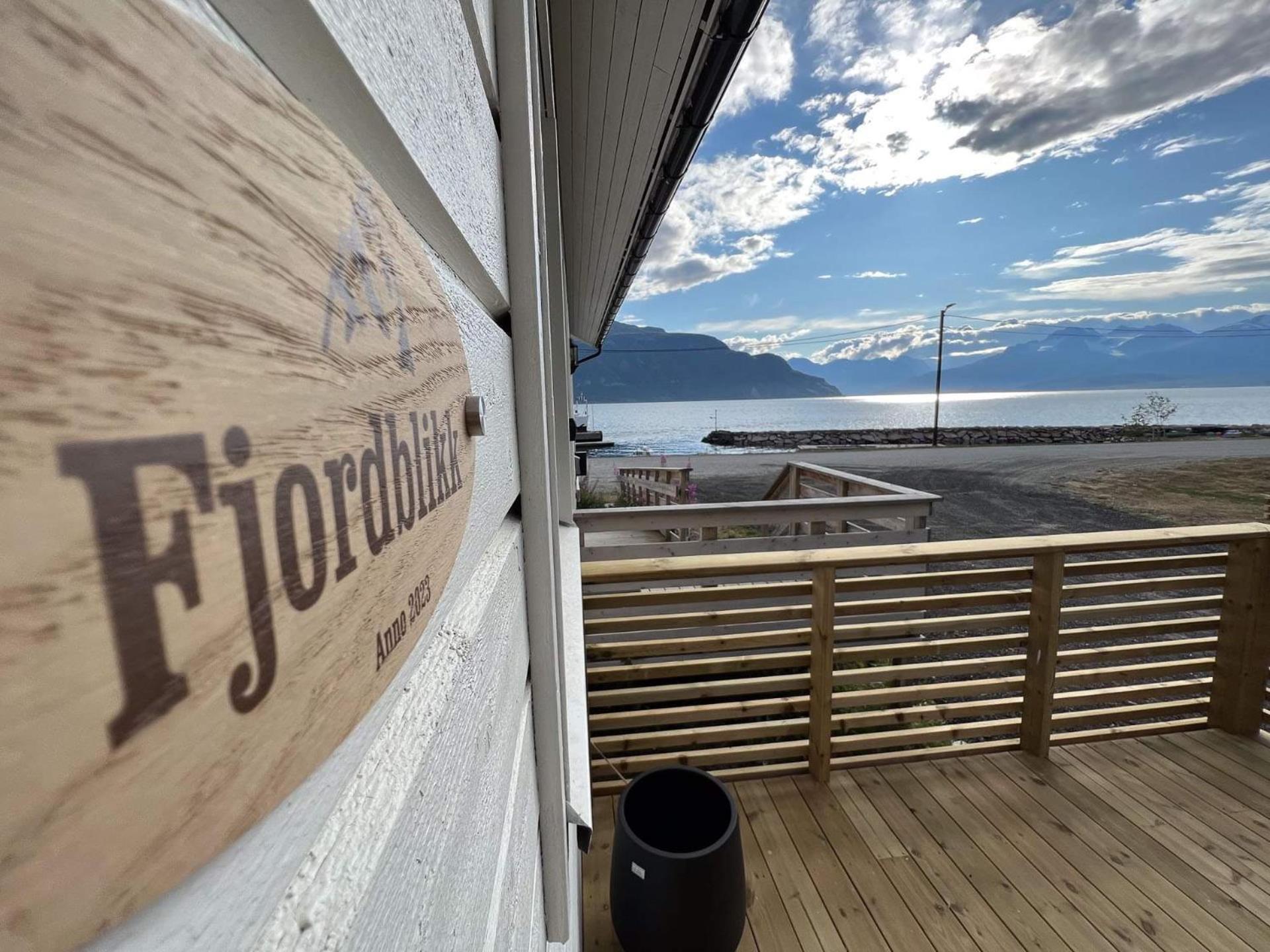 Alpan Apartments, Lyngenfjord Olderdalen المظهر الخارجي الصورة