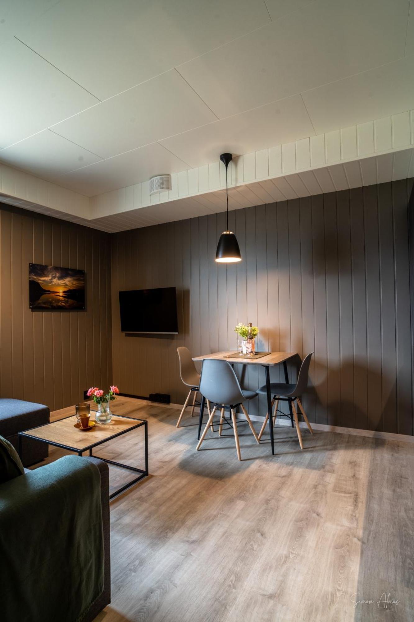Alpan Apartments, Lyngenfjord Olderdalen المظهر الخارجي الصورة